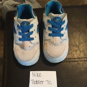 💥3/$10💥 Toddler Nike Sneakers